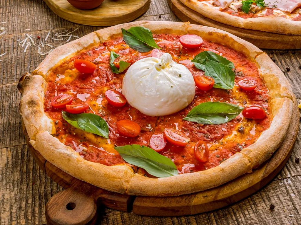 Basil-Burrata-Pizza